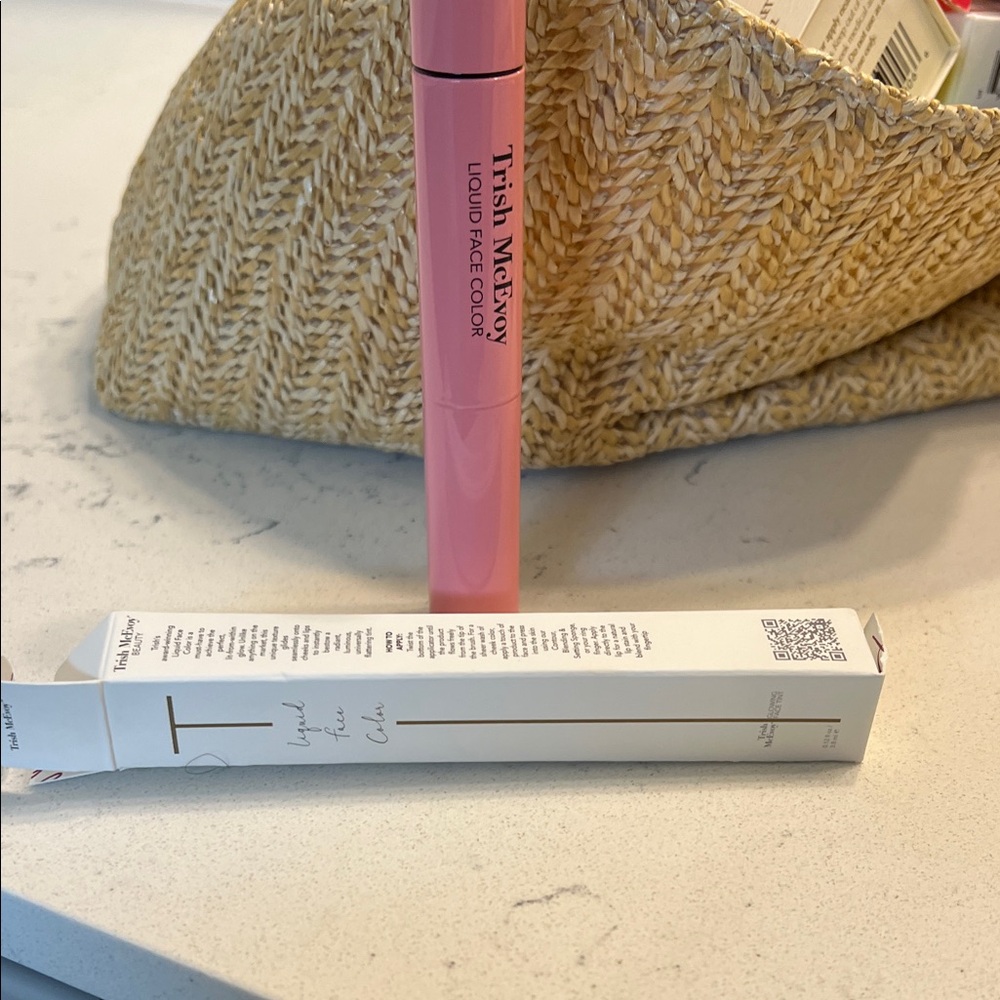 Trish McEvoy Liquid Face Color in Blush Pink
